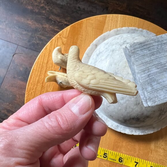 Vtg Hand Carved Italian Marble Pedestal Bird Bath/Fruit Bowl w/4 Removable Doves - Picture 15 of 16